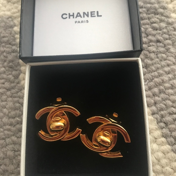 CHANEL Jewelry - CHANEL Gold Classic Turnlock Coco Cc Logo Clip On